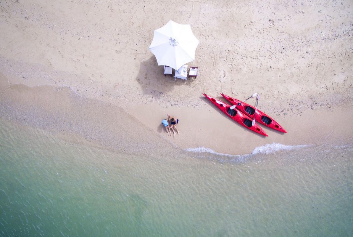 The beach on Bai Tu Long Bay