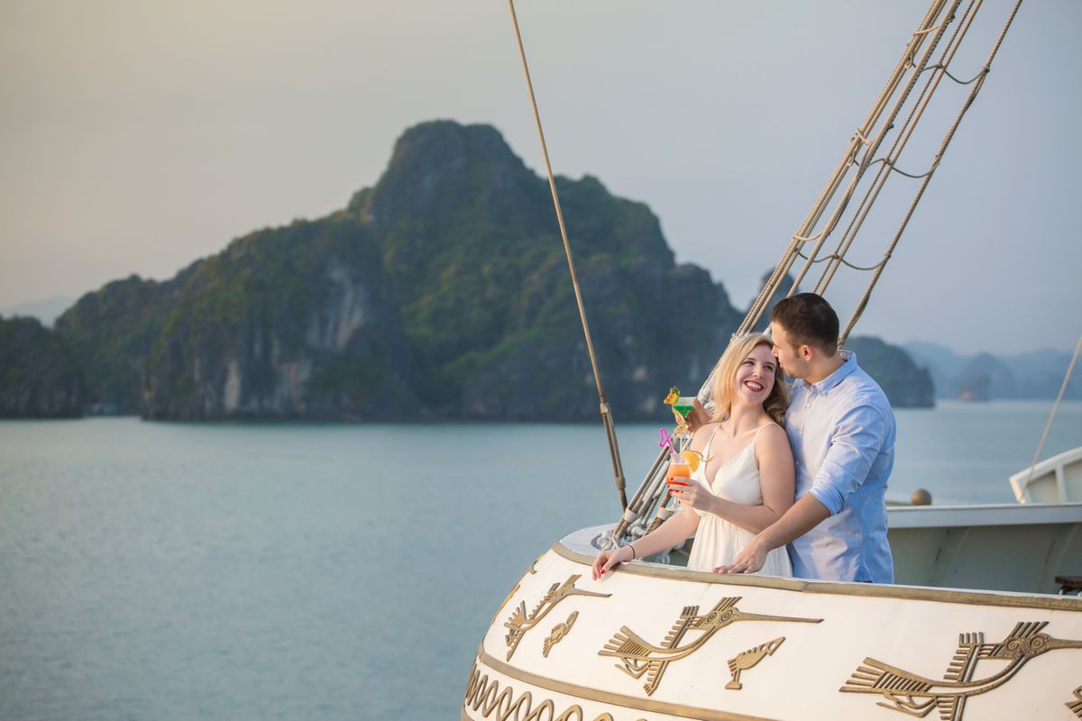 A luxurious travel escape on Halong Bay 