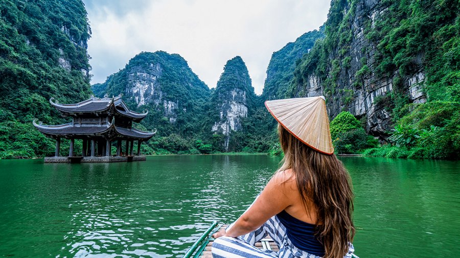 Boat trip in Ninh Binh